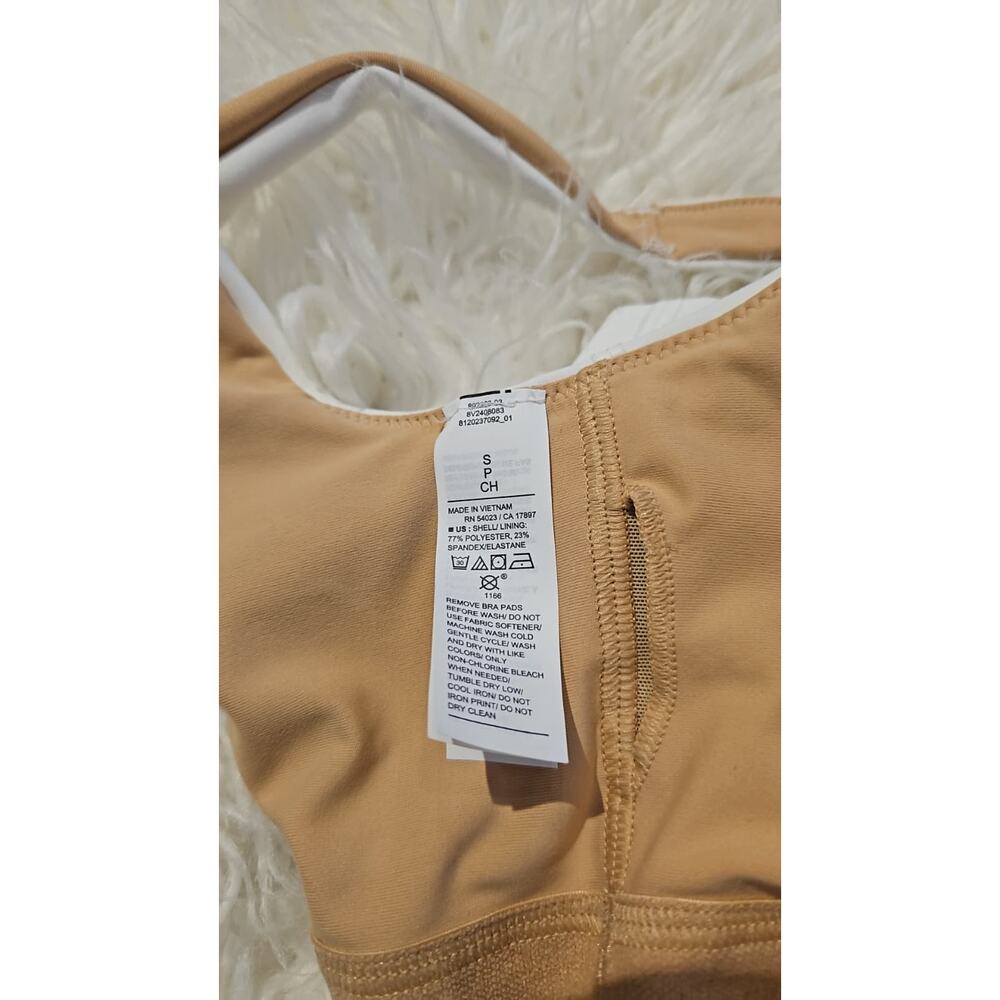 Old Navy Active Powersoft V-Neck Crop Top in White | Size S - Picture 5 of 5
